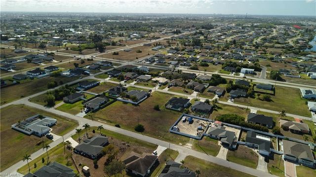2502 NW 1st ST, Cape Coral, FL 33993