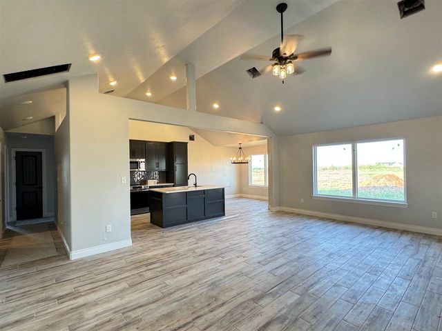 334 Weaver Way, Fletcher, OK 73541