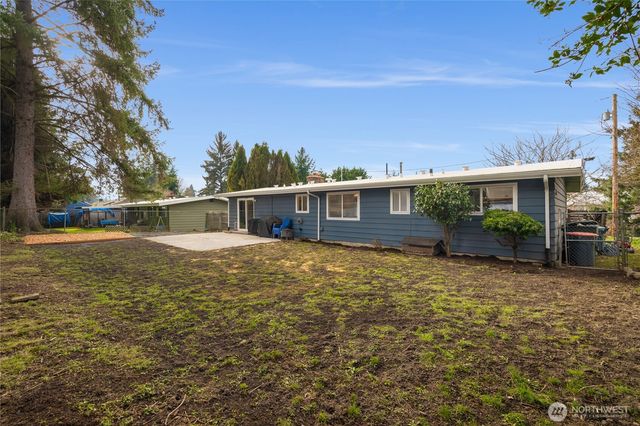 21615 82nd Avenue W, Edmonds, WA 98026