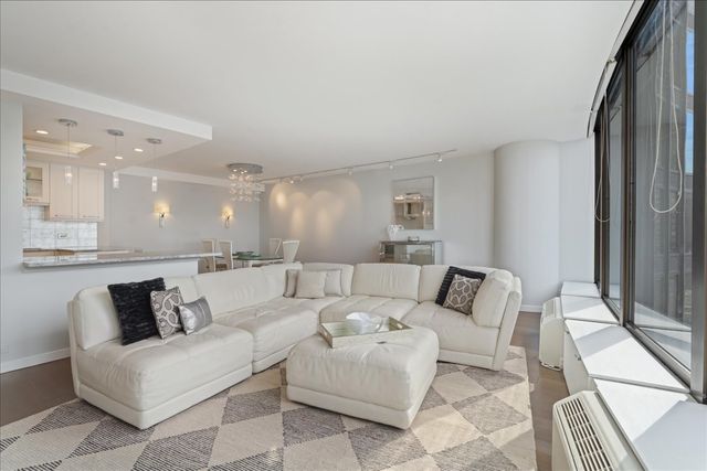 505 N Lake Shore Drive 2601, Chicago, IL 60611