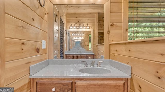 661 Toccoa River Forest, Mineral Bluff, GA 30559