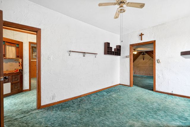 571 MAIN STREET, North Huntingdon, PA 15642