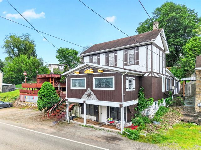 571 MAIN STREET, North Huntingdon, PA 15642