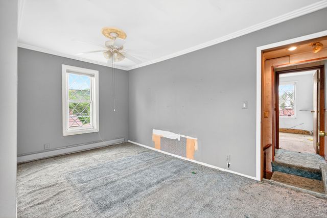 571 MAIN STREET, North Huntingdon, PA 15642