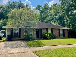 13712 Basin Ct, Baton Rouge, LA 70810