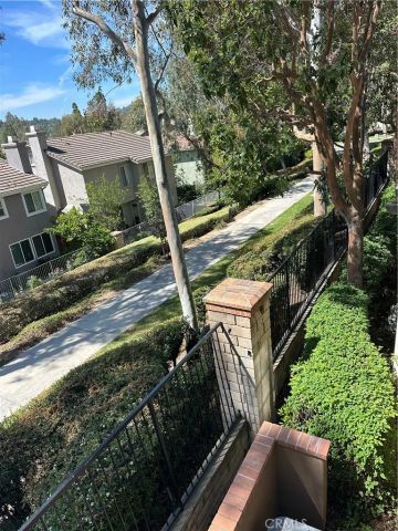 8514 E Baker Hill Road B, Orange, CA 92869