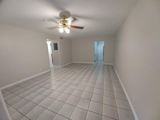 10036 Twin Lakes Dr 37F, Coral Springs, FL 33071