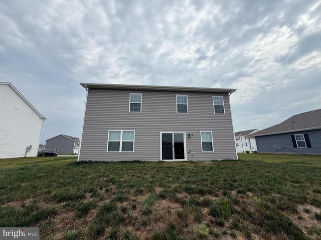 223 ORPINGTON DR, Martinsburg, WV 25403