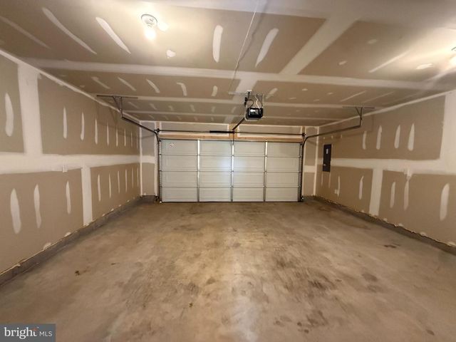 223 ORPINGTON DR, Martinsburg, WV 25403