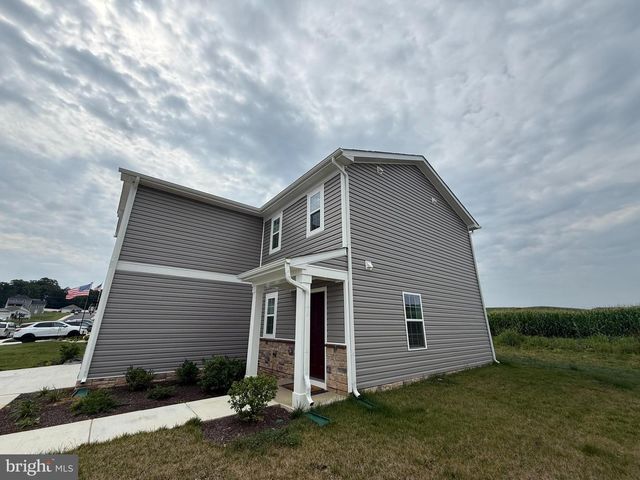 223 ORPINGTON DR, Martinsburg, WV 25403