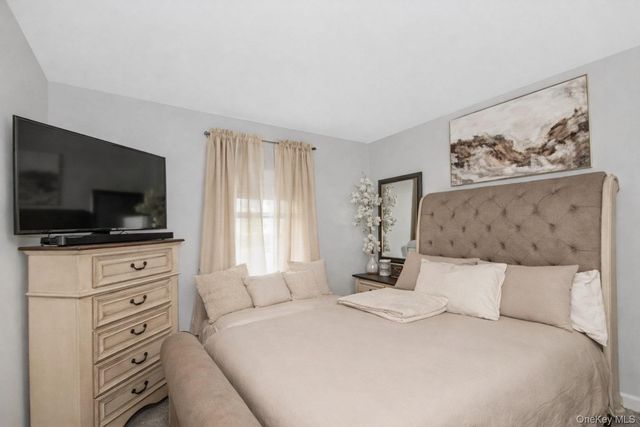 1019 E 228th Street, Bronx, NY 10466