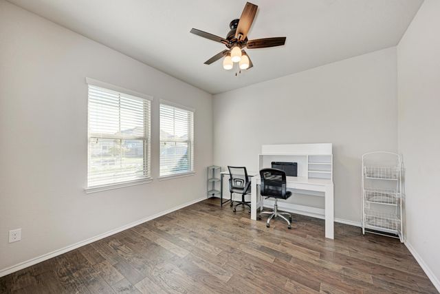 136 Finley ST, Hutto, TX 78634