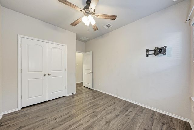 136 Finley ST, Hutto, TX 78634