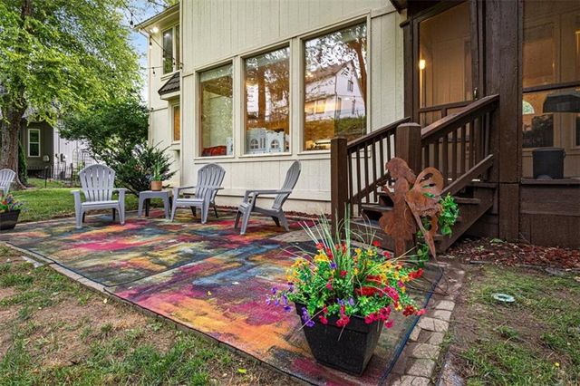 14612 W 50th Street, Shawnee, KS 66216