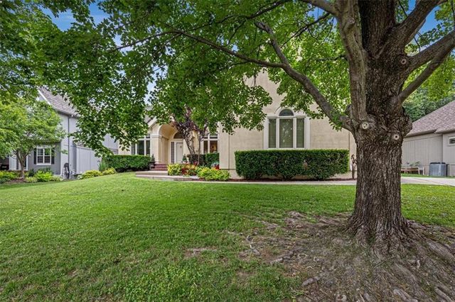 14612 W 50th Street, Shawnee, KS 66216