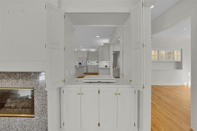 14612 W 50th Street, Shawnee, KS 66216