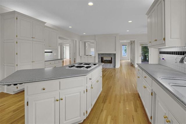 14612 W 50th Street, Shawnee, KS 66216
