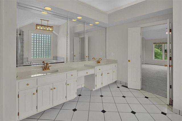 14612 W 50th Street, Shawnee, KS 66216