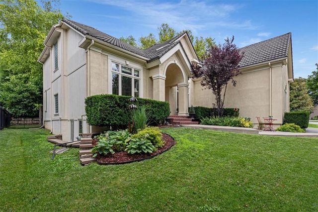 14612 W 50th Street, Shawnee, KS 66216