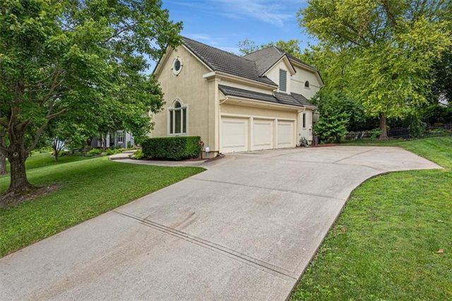14612 W 50th Street, Shawnee, KS 66216