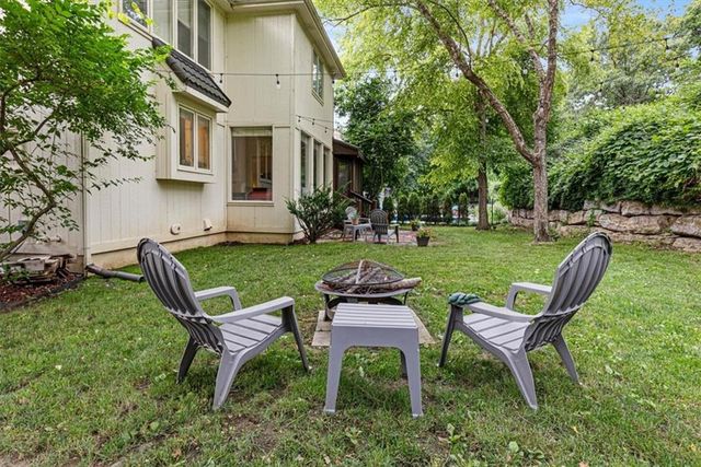 14612 W 50th Street, Shawnee, KS 66216