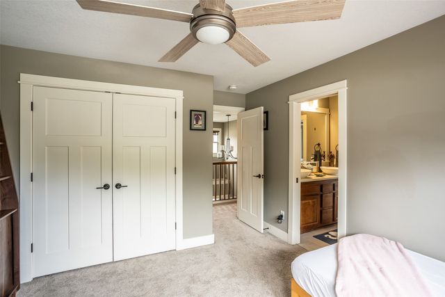 2405 148th Court, Urbandale, IA 50323