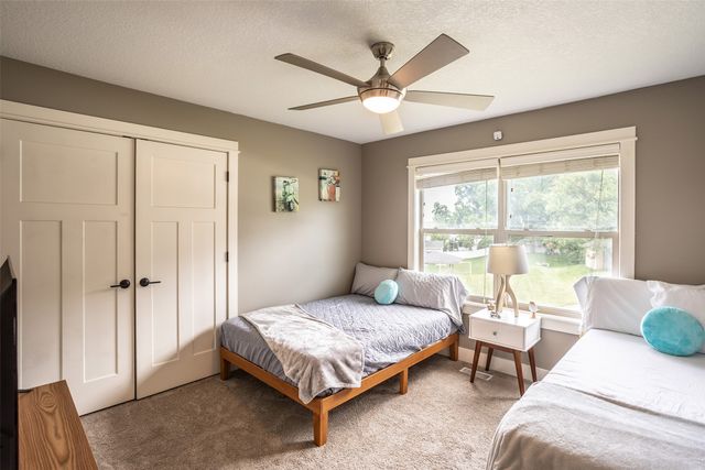2405 148th Court, Urbandale, IA 50323