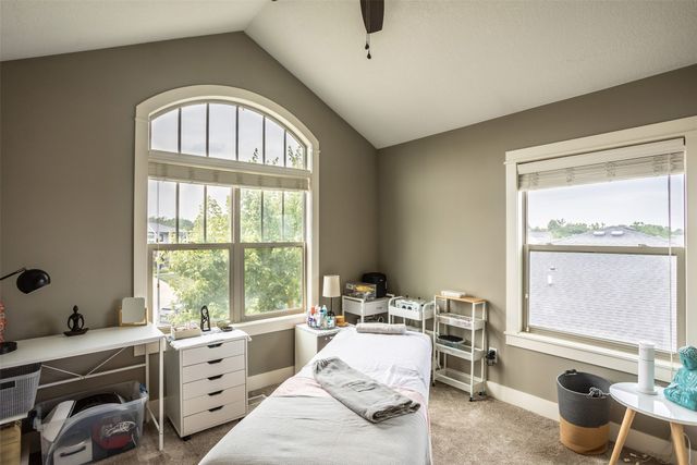 2405 148th Court, Urbandale, IA 50323