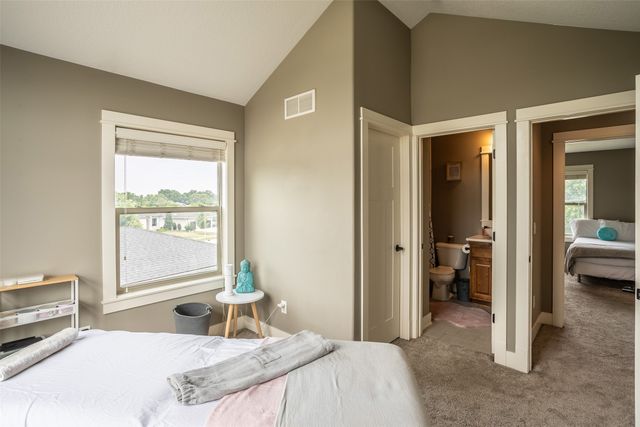 2405 148th Court, Urbandale, IA 50323