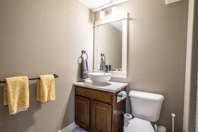 2405 148th Court, Urbandale, IA 50323