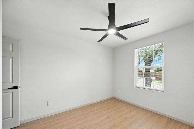734 Mission Lane, Lancaster, TX 75146