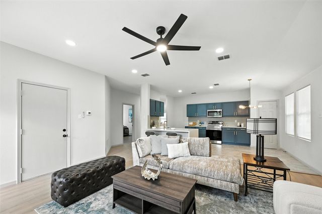 734 Mission Lane, Lancaster, TX 75146