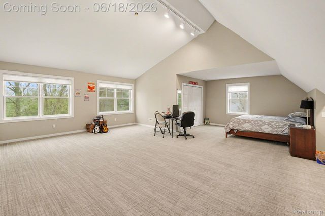 12310 Ivy Lane, Tyrone Township, MI 48430