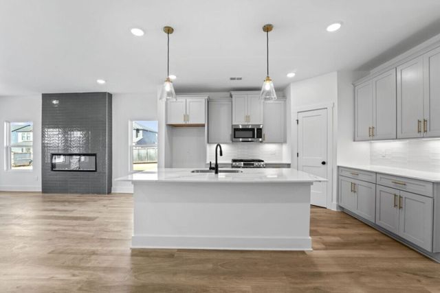 215 Conger Drive, Lebanon, TN 37087