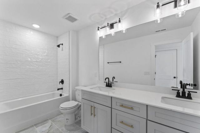 215 Conger Drive, Lebanon, TN 37087