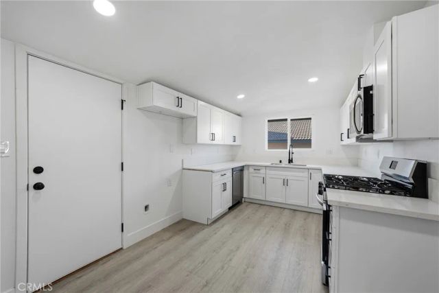 7221 Osbun, San Bernardino, CA 92404