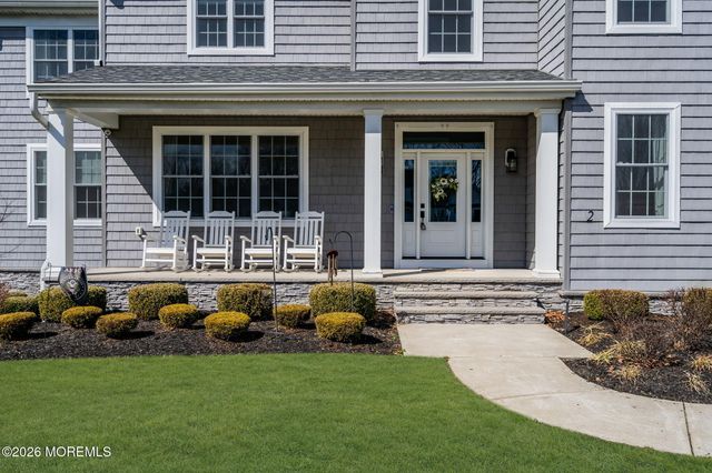 2 Tiffany Court, Farmingdale, NJ 07727