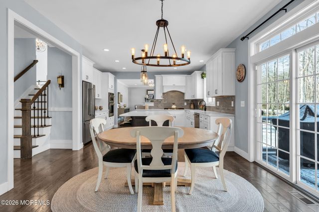 2 Tiffany Court, Farmingdale, NJ 07727