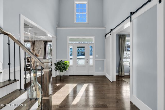 2 Tiffany Court, Farmingdale, NJ 07727