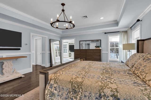 2 Tiffany Court, Farmingdale, NJ 07727