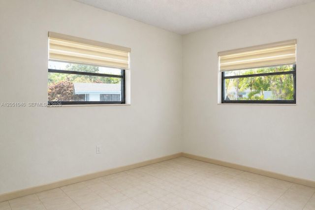 5221 SW 127th Place, Miami, FL 33175