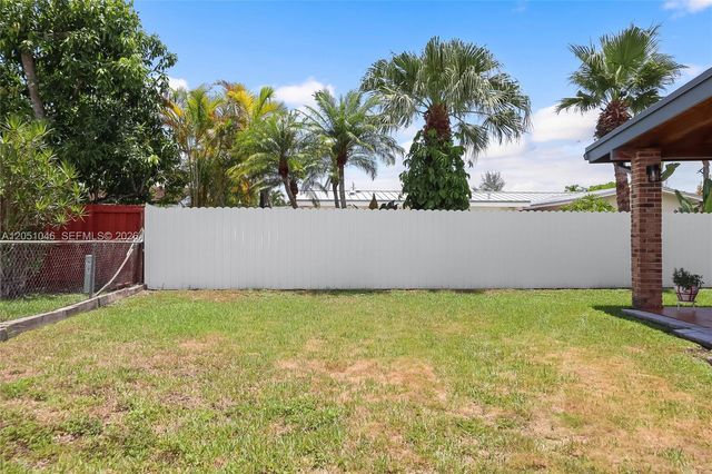 5221 SW 127th Place, Miami, FL 33175