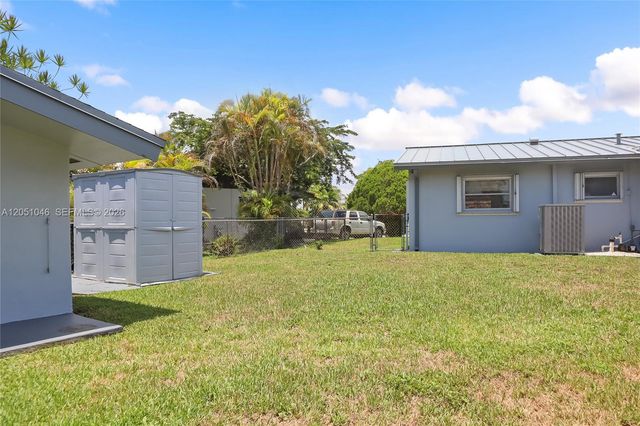 5221 SW 127th Place, Miami, FL 33175