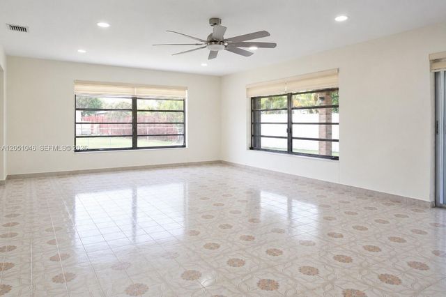 5221 SW 127th Place, Miami, FL 33175