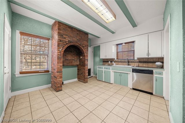 912 S 24th Street, Fort Smith, AR 72901