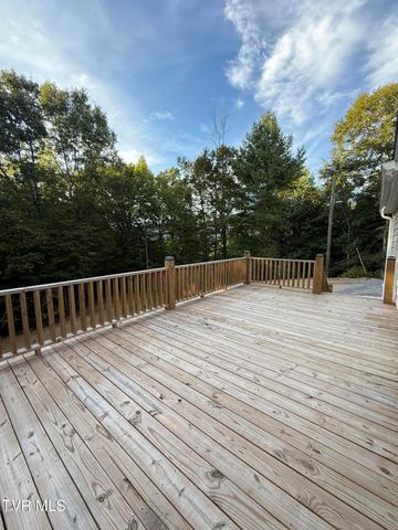 178 Van Hill Estates Road, Greeneville, TN 37745