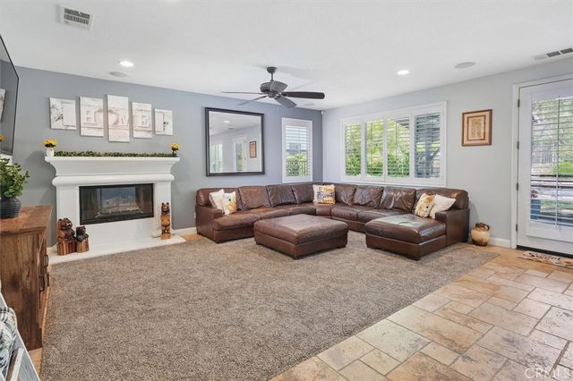 29160 Harmony Way, Saugus, CA 91390