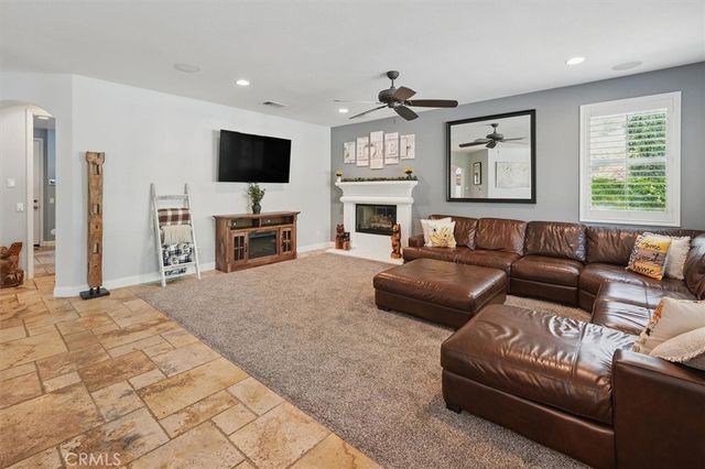 29160 Harmony Way, Saugus, CA 91390