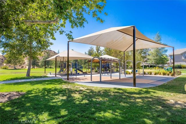 29160 Harmony Way, Saugus, CA 91390