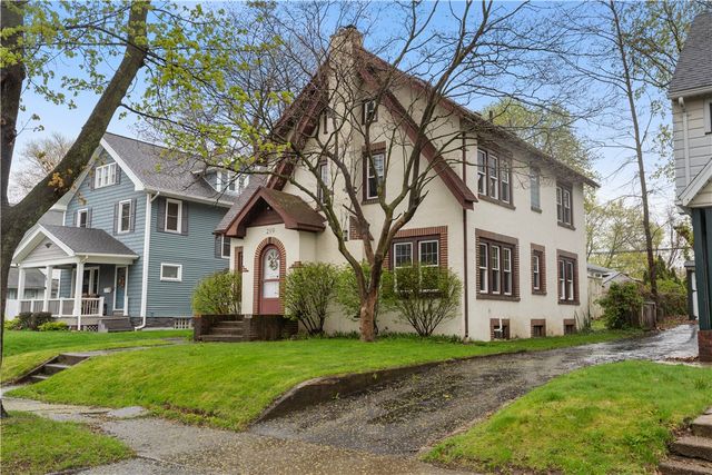 299 Spencer Road, Irondequoit, NY 14609